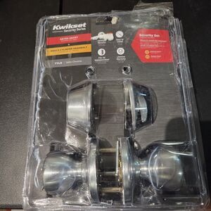 Kwikset Satin Chrome Entry Doorknob Deadbolt Keyed Entry